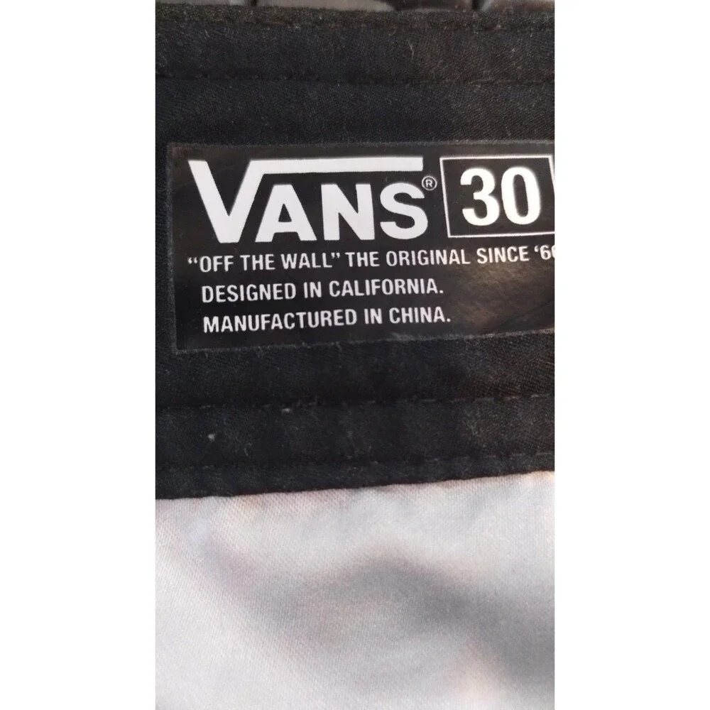 NR MINT VANS 30 GRAPHIC BOARDSHORTS 'VANS OFF THE WALL LABELS'